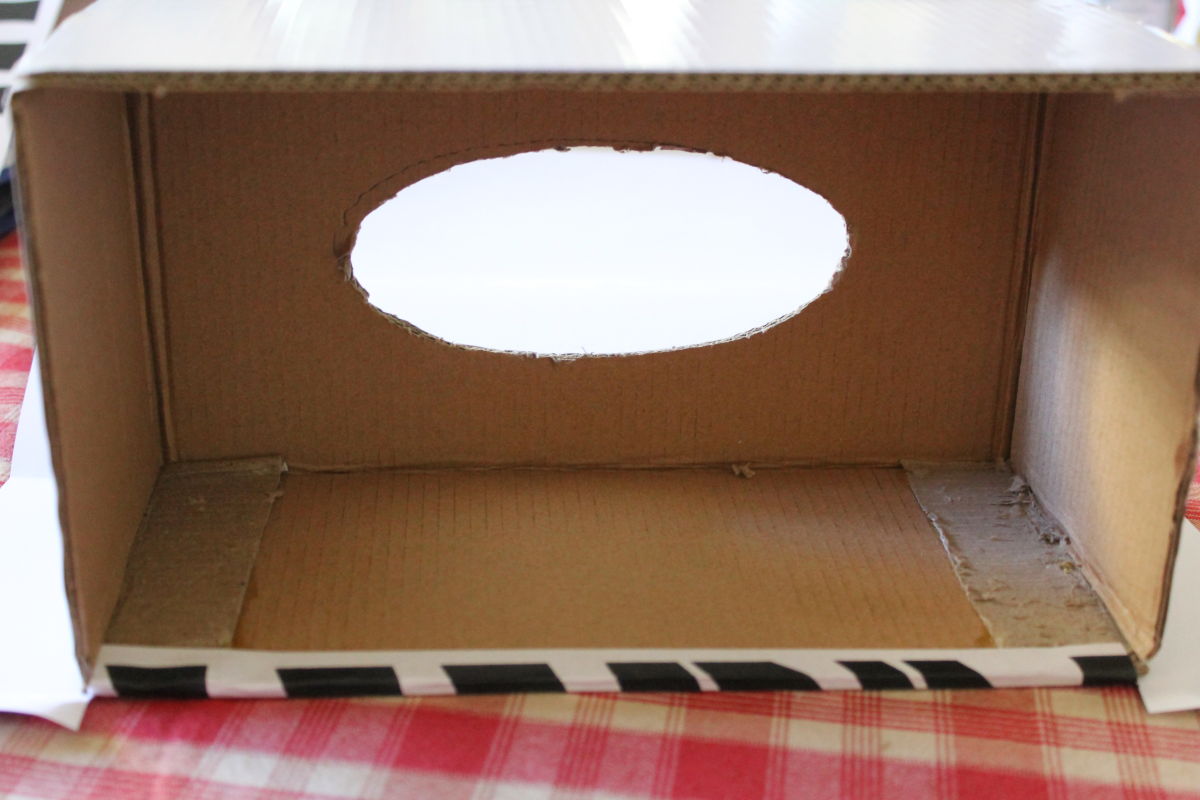 HOW TO MAKE A CARDBOARD / CARDBOARD TISSUE BOX 